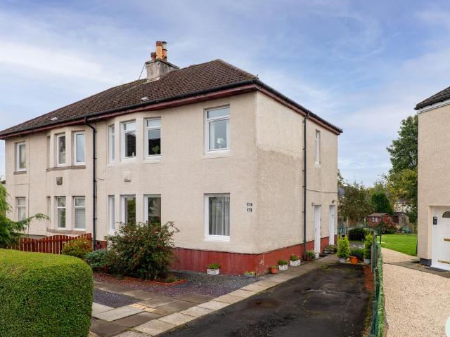 Flat for sale in Lochfield, Paisley