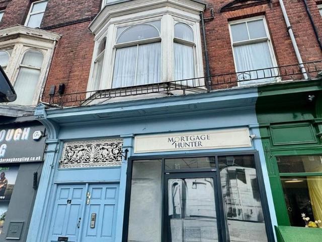 Flat for sale in Falsgrave, Kepwick