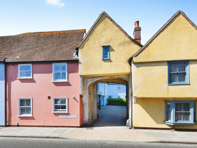 Flat for sale in Hythe, Fordham Heath