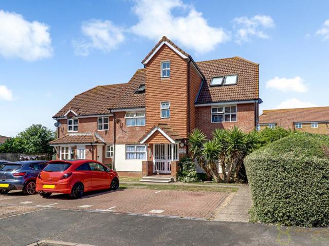 Flat for sale in Langney Village, Eastbourne