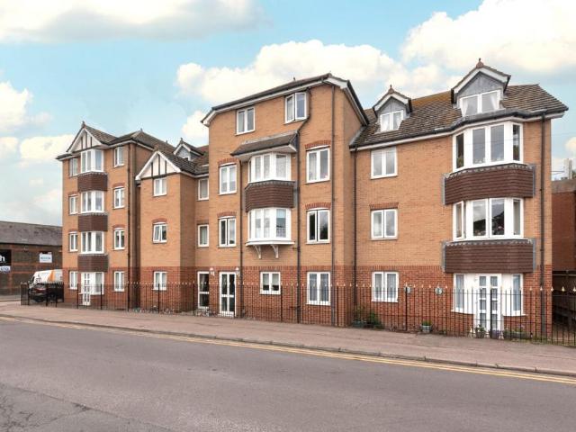 Flat for sale in Birchington, Acol