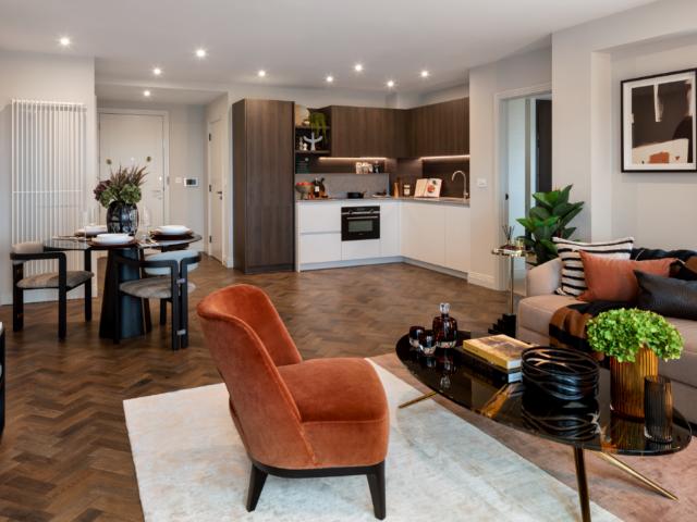 Flat for sale in Canning Town, Greater London