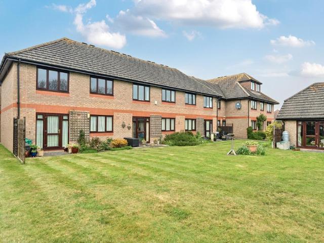 Flat for sale in Rustington, Clapham