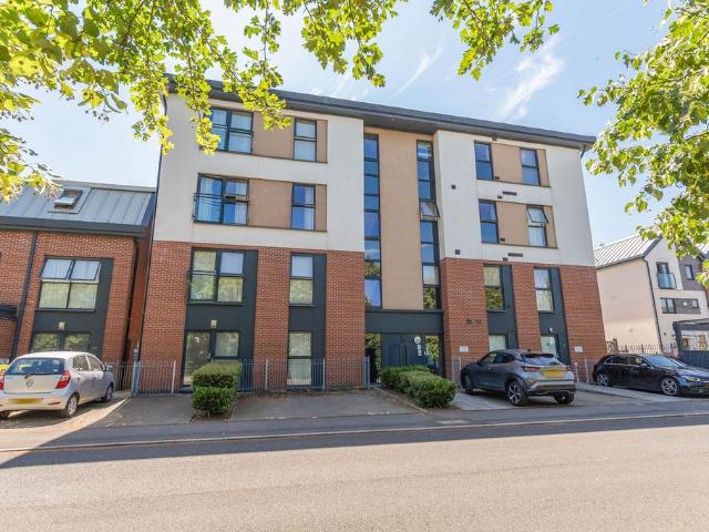 Flat for sale in Wales