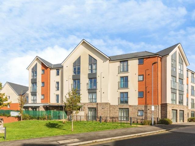 Flat for sale in Stoke Park, Frenchay