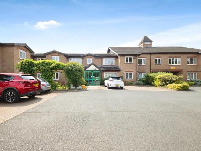 Flat for sale in Ulverley Green, Solihull