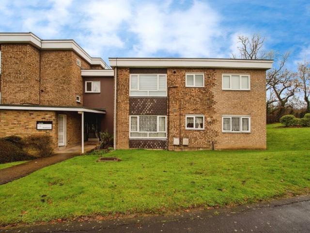 Flat for sale in Watford Rural, Batchworth
