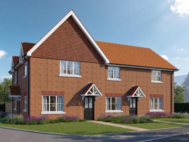 Flat for sale in Littlecote, West Sussex