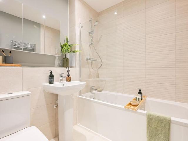 Flat for sale in New Barnet, Isle Of Man