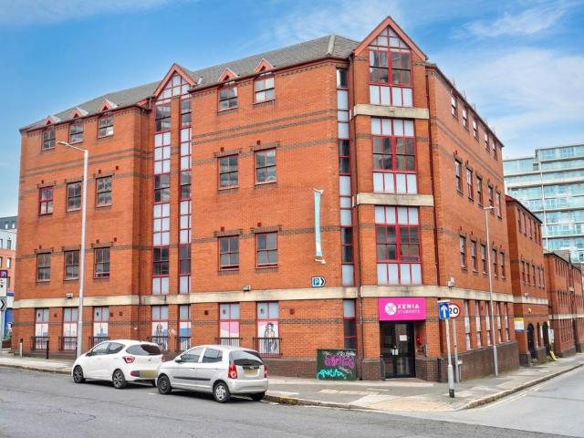 Flat for sale in St Ann's, Haddon