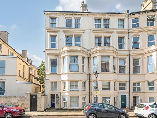 Flat for sale in Southsea, City Of Portsmouth