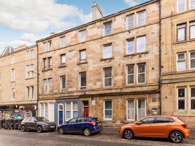 Flat for sale in Merchiston, Scotland
