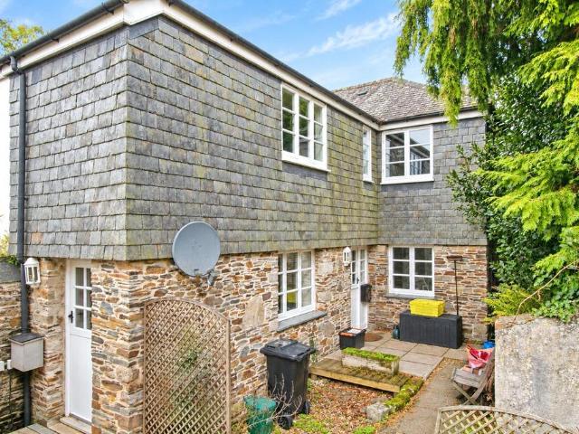 Flat for sale in Grampound