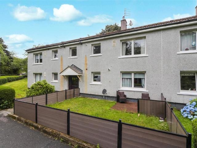 Flat for sale in Riddrie, Scotland