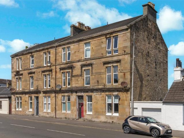 Flat for sale in Helensburgh, Scotland