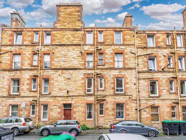 Flat for sale in Old Town, Scotland