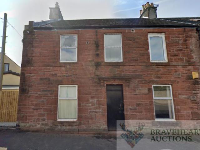 Flat for sale in Ardrossan, Scotland