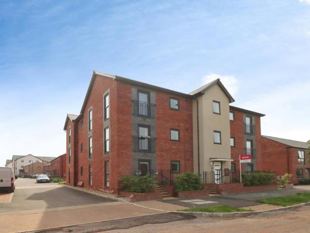 Flat for sale in Yate Rocks, Yate