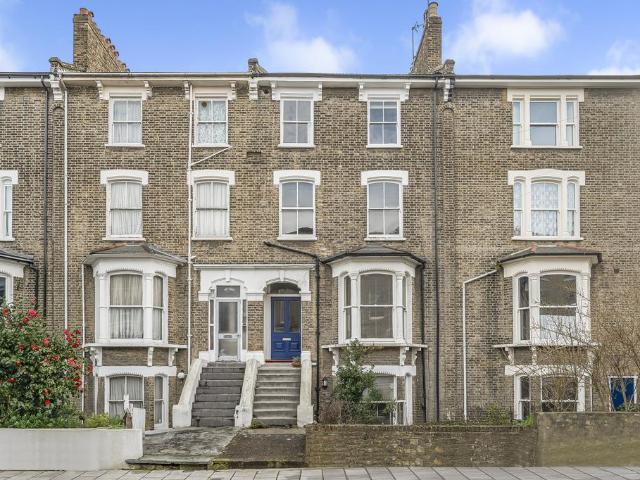 Flat for sale in London Borough of Lewisham, Brockley