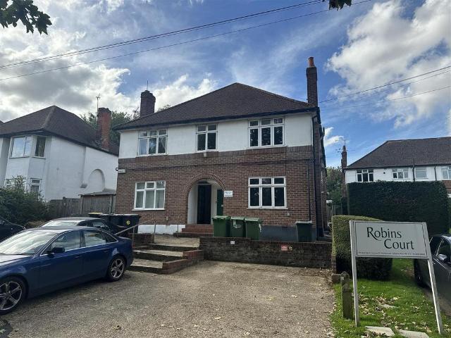 Flat for sale in Ringlestone, Midway