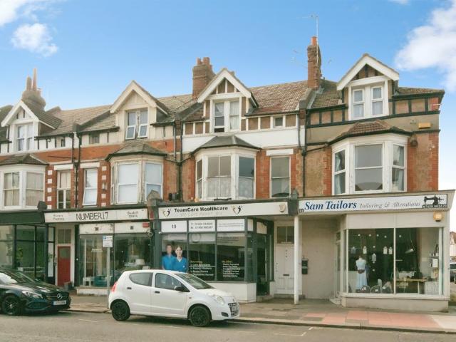 Flat for sale in Central, Heathlands
