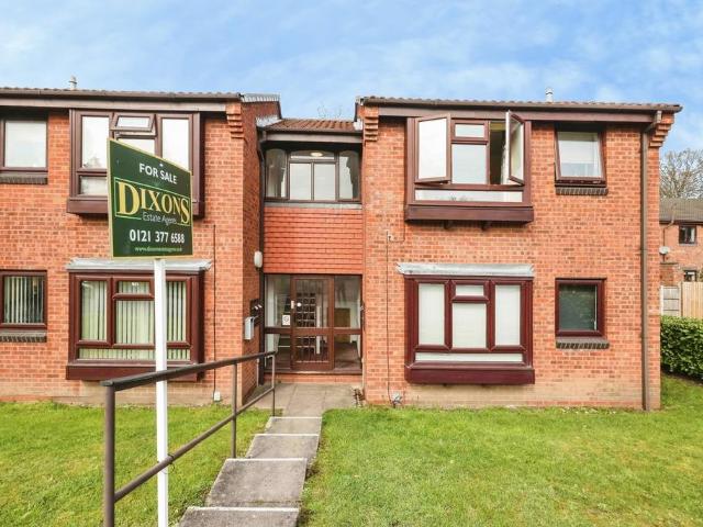 Flat for sale in Sutton Coldfield, West Midlands