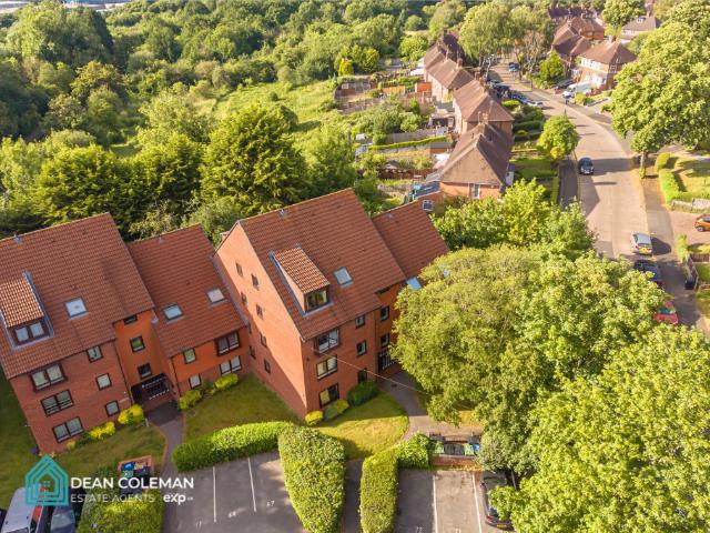 Flat for sale in Kings Norton, West Midlands