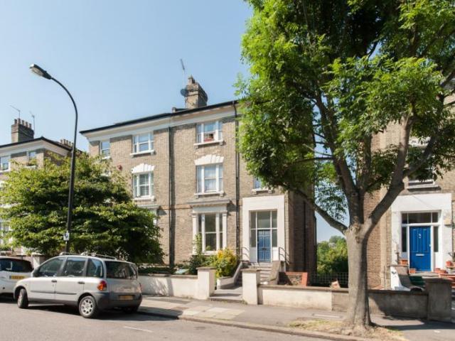 Flat for sale in Chalk Farm, Primrose Hill