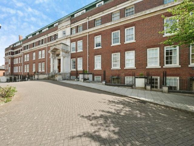 Flat for sale in Haddon, East Midlands