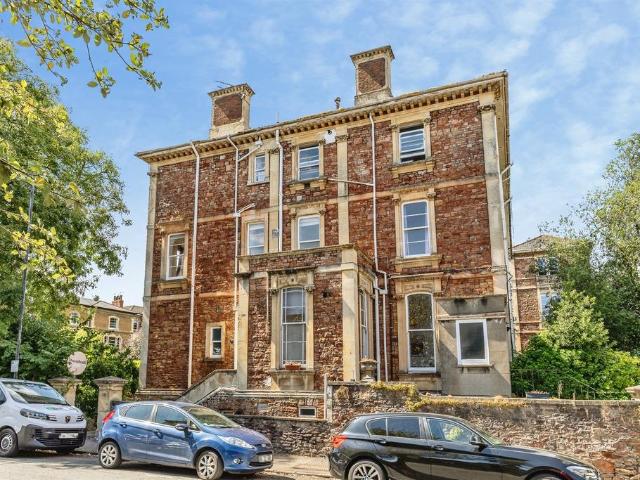 Flat for sale in Feckenham, City Of Bristol