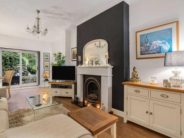 Flat for sale in Babbacombe