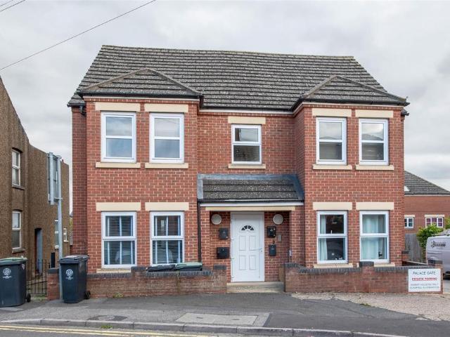 Flat for sale in Crow Hill, Irthlingborough