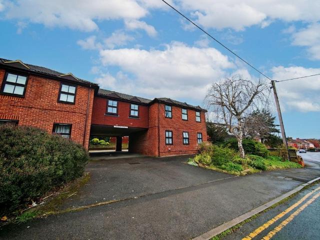Flat for sale in Trowbridge