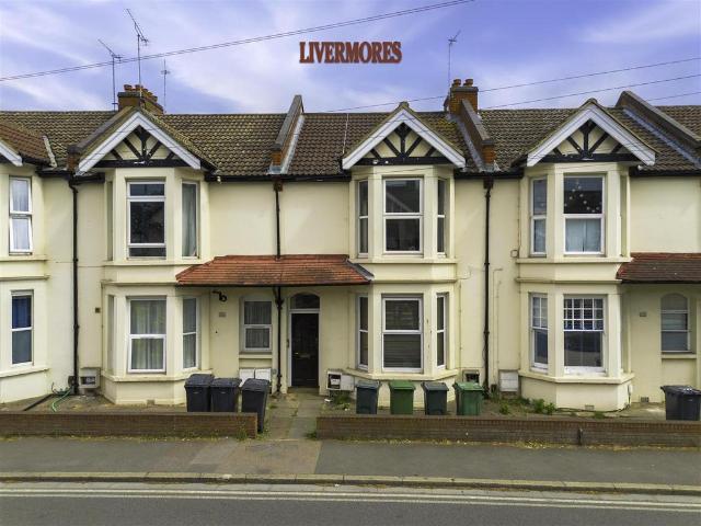 Flat for sale in Brooklands, Monks Orchard