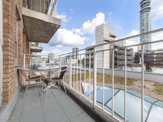 Flat for sale in East Marylebone, Marylebone