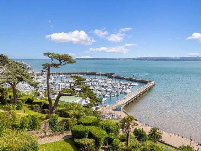 Flat for sale in Upton, Torquay