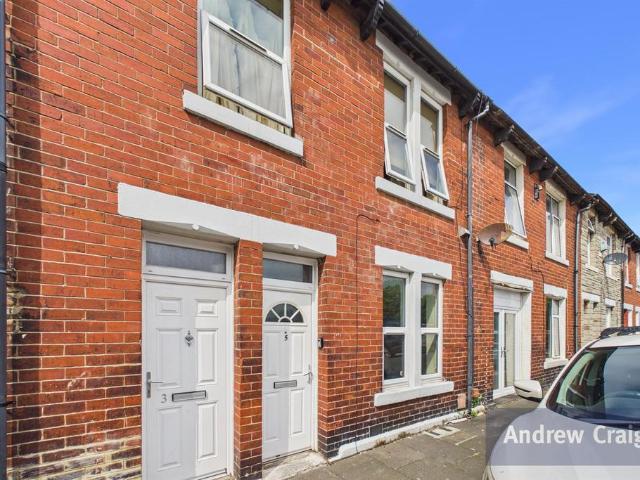 Flat for sale in Howdon, Wallsend
