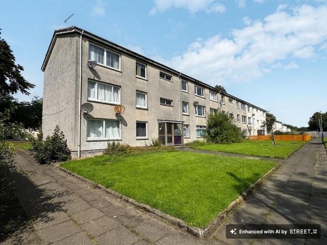 Flat for sale in Brancumhall Estate, Barassie
