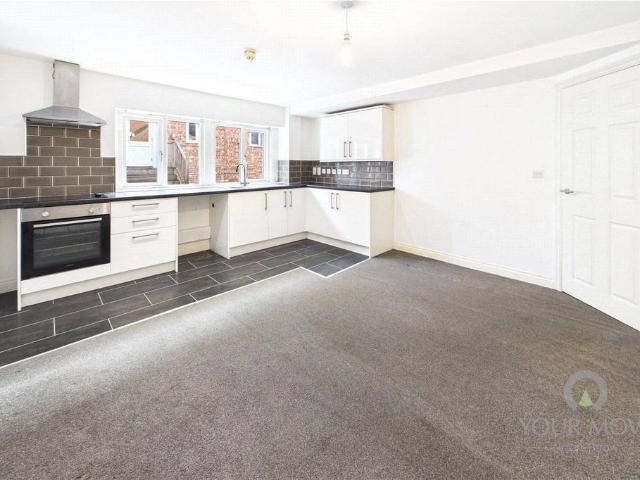 Flat for sale in Kettering