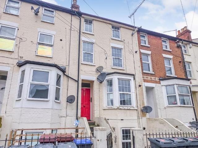 Flat for sale in Reading West, Reading