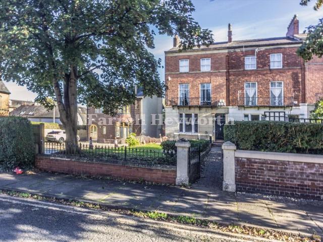Flat for sale in Broadgate, Preston