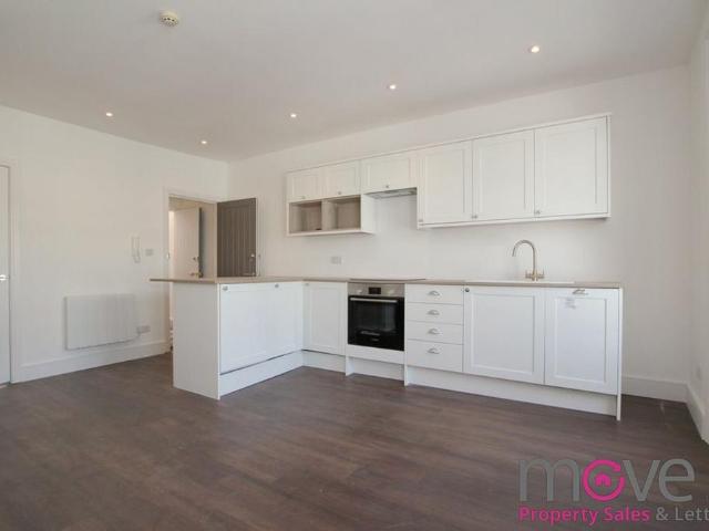 Flat for sale in Ewens Farm, Cheltenham