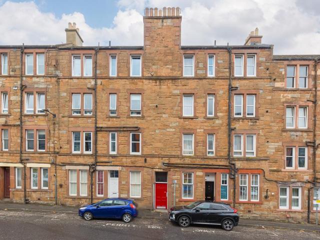 Flat for sale in Fountainbridge, Scotland