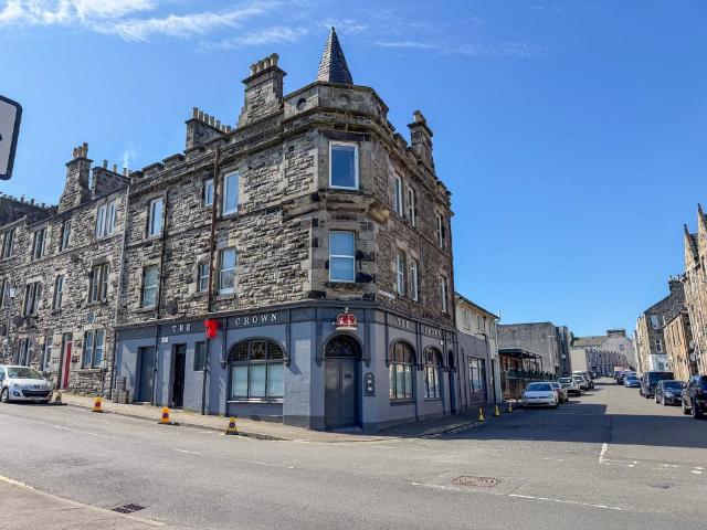 Flat for sale in Burntisland, Scotland