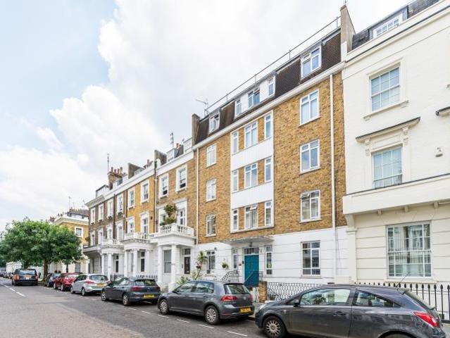 Flat for sale in Pimlico, Greater London