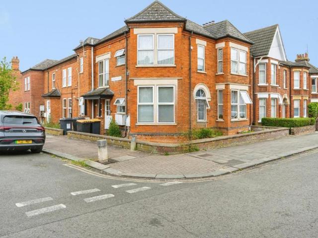 Flat for sale in De Parys, Bedford