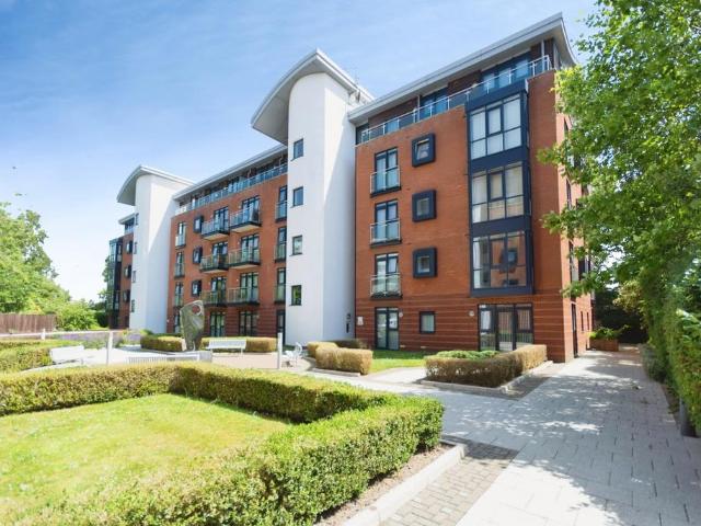 Flat for sale in Elmdon, West Midlands