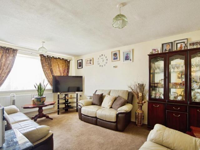 Flat for sale in Little Ilford, Greater London