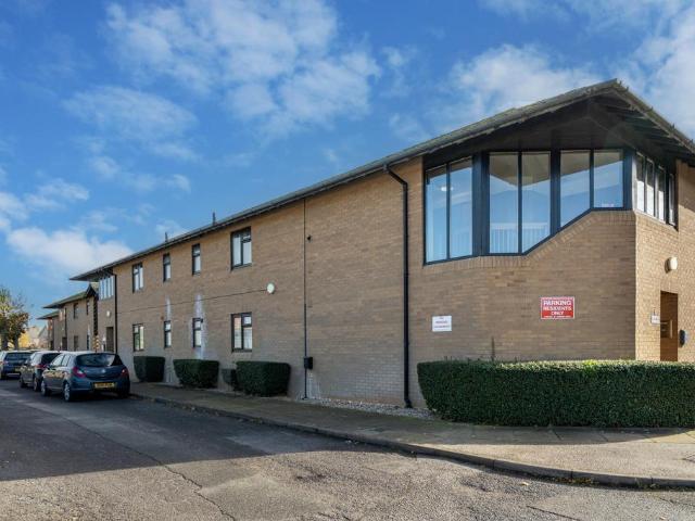 Flat for sale in Eastbridge, Suffolk
