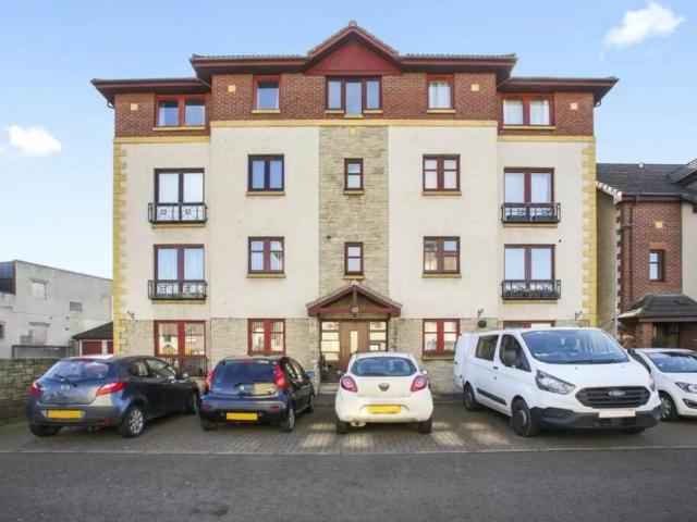 Flat for sale in Leith Links, Leith
